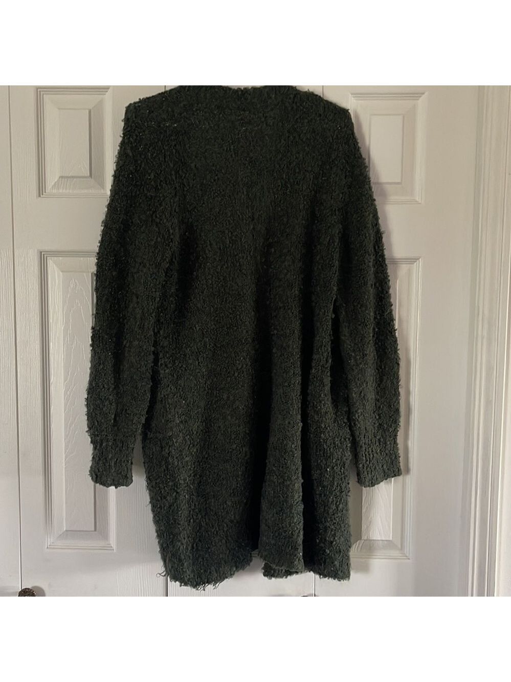 George Sweater Size M π₯°π₯° - Picture 2 of 4